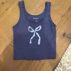 Tilly’s bow tank